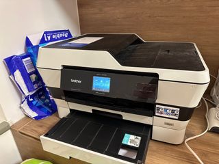 （分類：）位於 。 由 arsanv 提交（商品編號 1301601939，圖片 1）。簡介： 。
