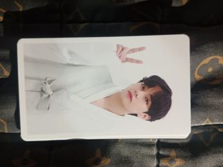 BTS "V" Special Photo Card w/ Sign