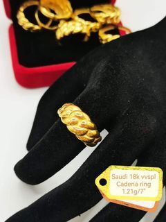 Cadena Chunky Ladies Ring in 18Karat Saudi Gold