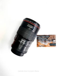 Canon 100mm 2.8 USM L Macro Lens