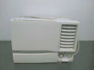 Carrier 0.75hp Window Type Aircon