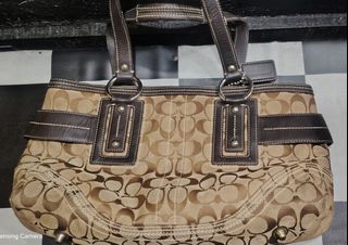 (Category: ) located in . Submitted by highendcollections (Listing ID 1301646664, Image 1). Description: .