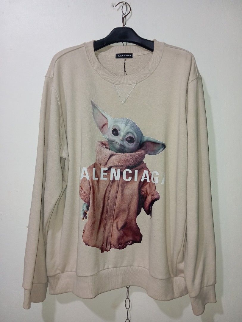 Crewneck Balenciaga Starwars Coklat Susu, Fesyen Pria, Pakaian