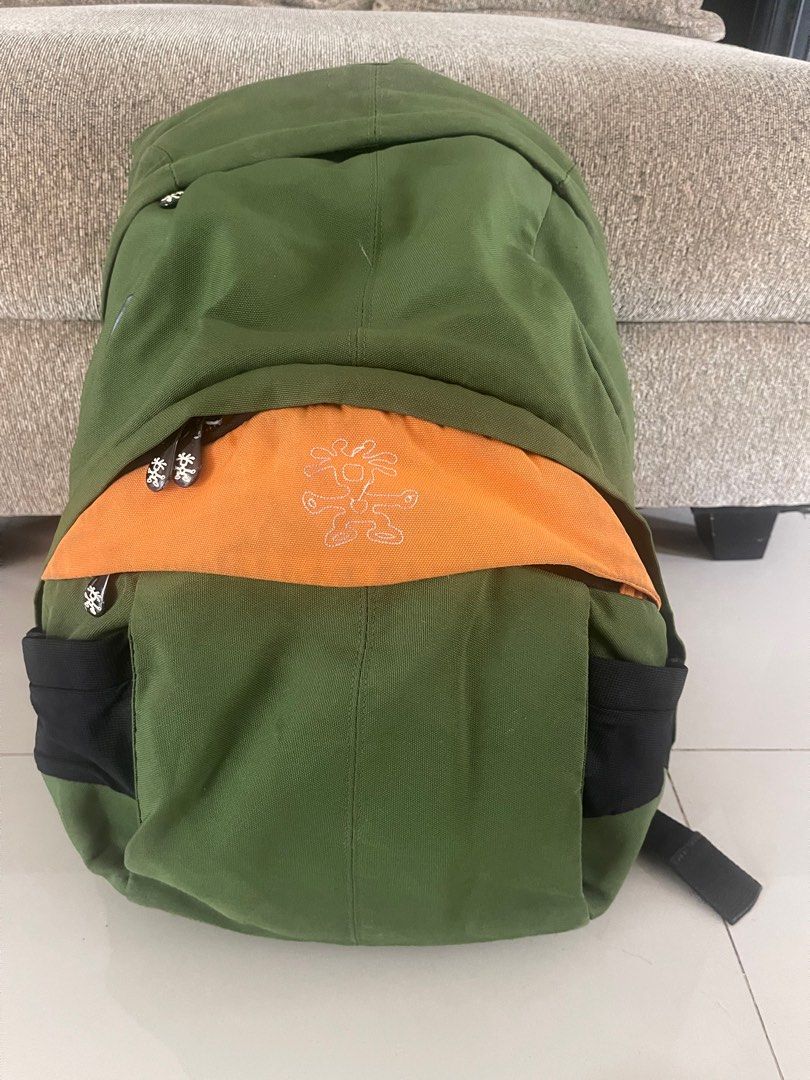 Crumpler sinking barge
