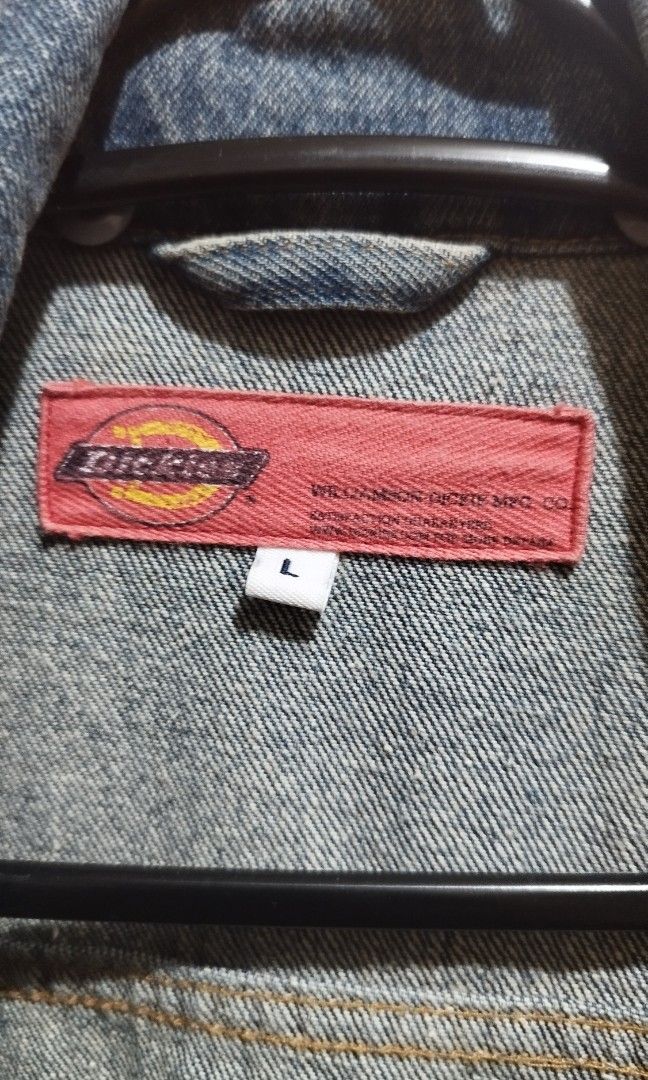 Dickies denim jacket (Category: Coats, Jackets and Outerwear) located in Alicia. Submitted by wrence_09 (Listing ID 1301600309, Image 3). Description: .