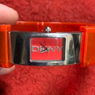 DKNY Women's Analog Quartz Watch