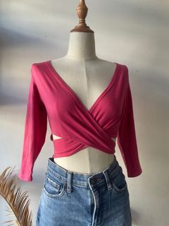 FACTORIE Cut Out Butterfly v neck wrap top shirt Y2K glam 2000s barbie pink