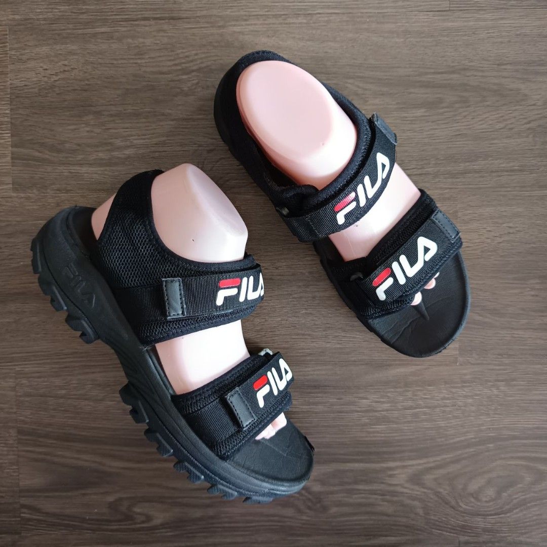 Black fila sandals online