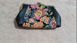 Floral Tapestry leather kisslock dual compartment kisslock velvet lining coin purse