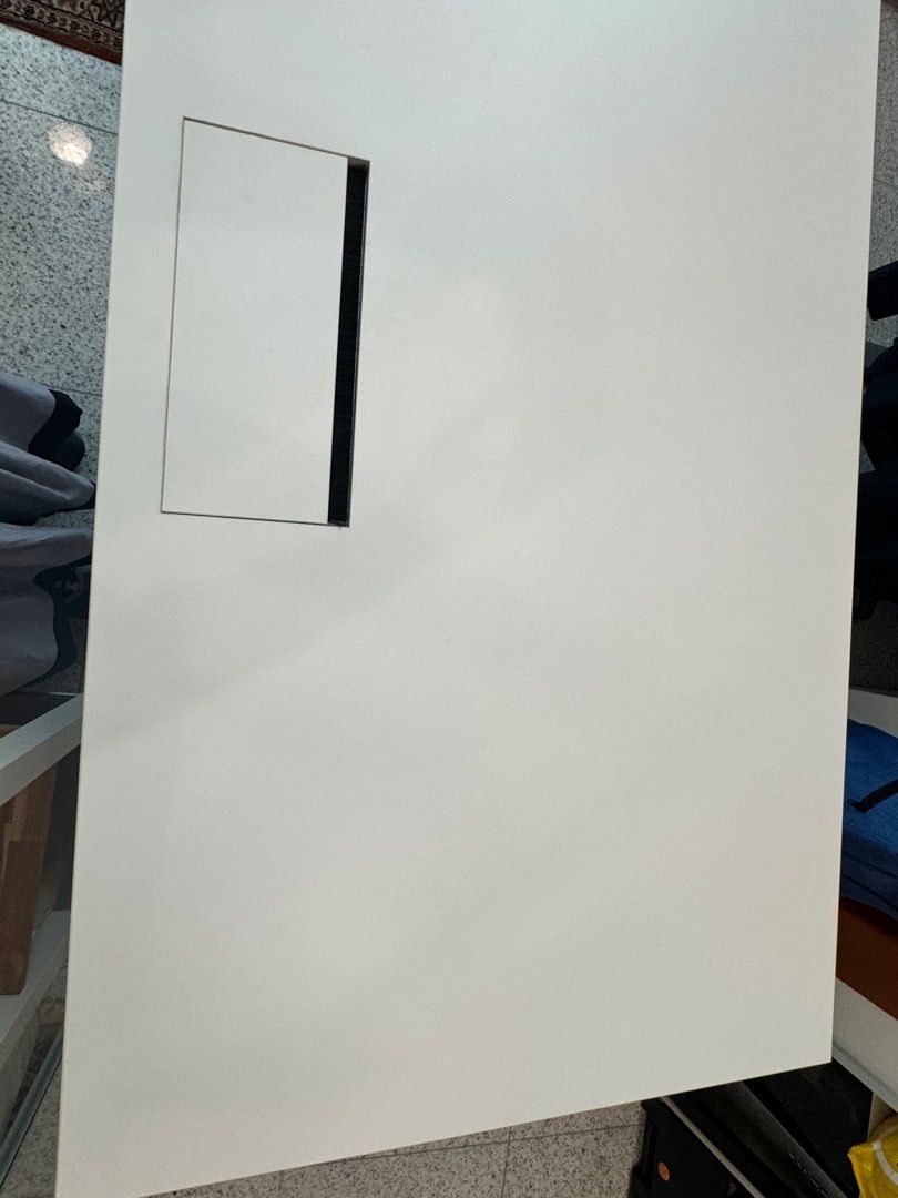 Foldable Table (Category: Tables & Sets) located in Singapore. Submitted by versaringo (Listing ID 1301545882, Image 3). Description: Including cable management. Self Pick up only!.