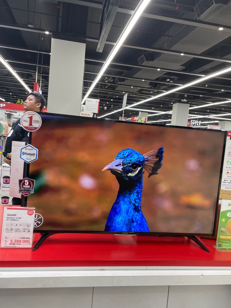 FREE 1 X Cicilan SHARP GOOGLE TV 50 Inch 2T-C50EGI, Elektronik, TV