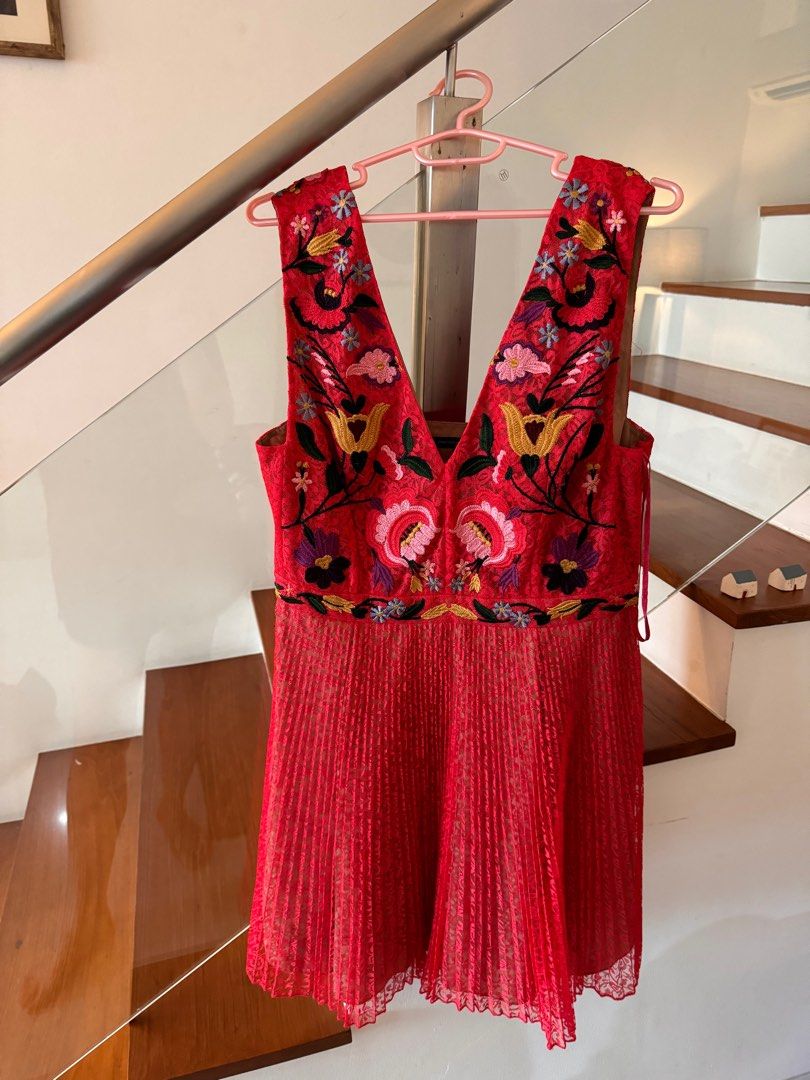 French Connection orange and floral embroidered and pleated dress uk 14 Women s Fashion Dresses Sets Dresses on Carousell