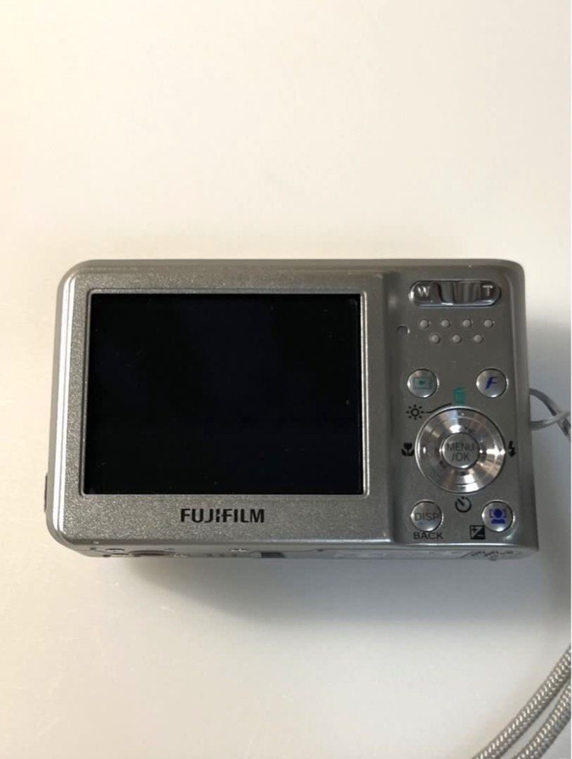 Fujifilm finepix f31fd, CCD cult discontinued digi cam from Japan