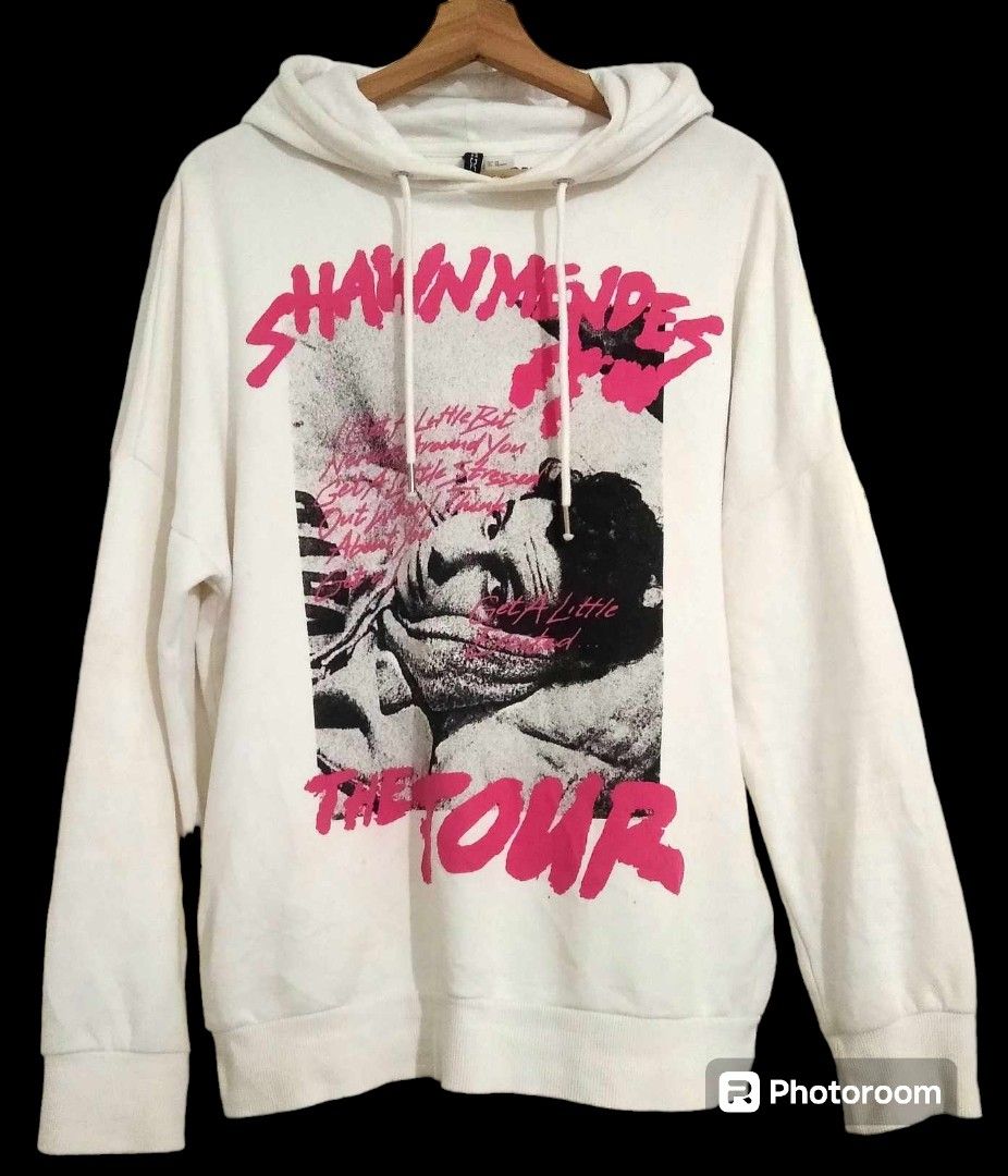 H and M Shawn Mendes world tour hoodie Fit Med to Large