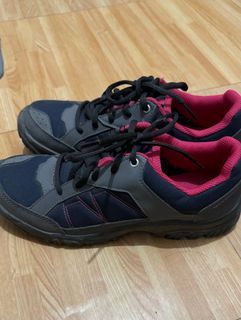 Hiking Shoes - Decathlon