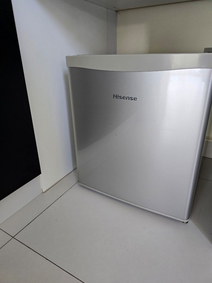 Surprising Hisense 16 Mini Fridge Pictures