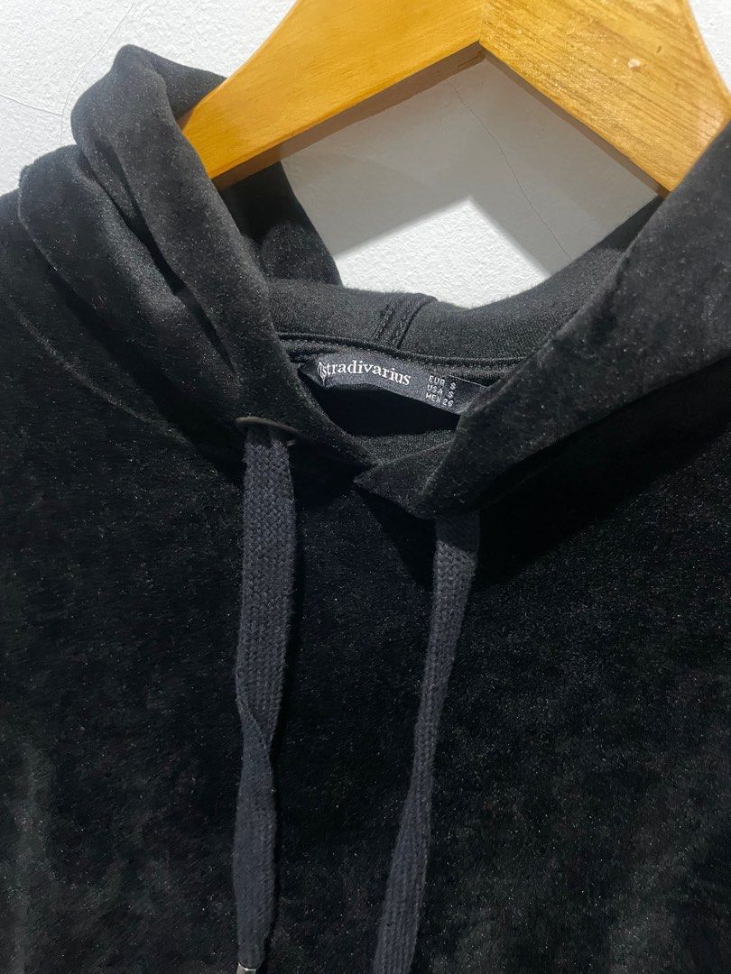 Hoodie Velvet by Stradivarius