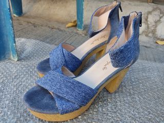 JipiJapa Blue suede Criss Cross denim sandals