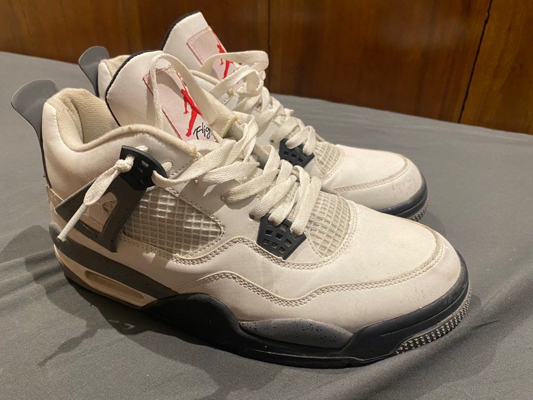 Jordan 4 white cement (Category: Sneakers) located in Quezon City. Submitted by channyboi05 (Listing ID 1301641425, Image 1). Description: Jordan 4 white cement size 11 US UA pair - Negotiable - Used twice - UA - Meetups/delivery .