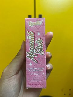 (Category: ) located in . Submitted by aqilah_declutters (Listing ID 1301619856, Image 1). Description: .