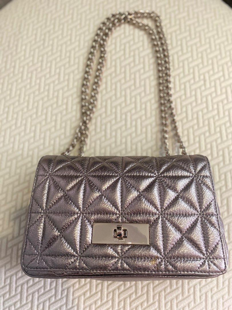 KATE SPADE SHOULDER BAG WITH QUILTED METALLIC GOLD MOTIF WITH CHAIN STRAP Women s Fashion Bags Wallets Shoulder Bags on Carousell