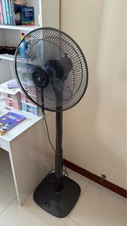 (Category: ) located in . Submitted by kh_888 (Listing ID 1301480758, Image 1). Description: .