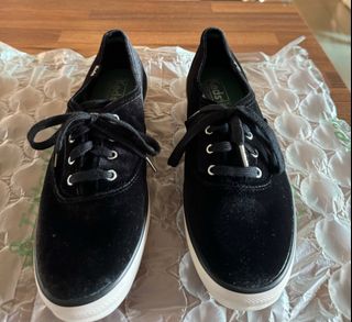 （分類：）位於 。 由 xxhhazzellxx 提交（商品編號 1301584122，圖片 1）。簡介： 。