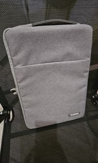 Laptop bag 13.3 inch in size