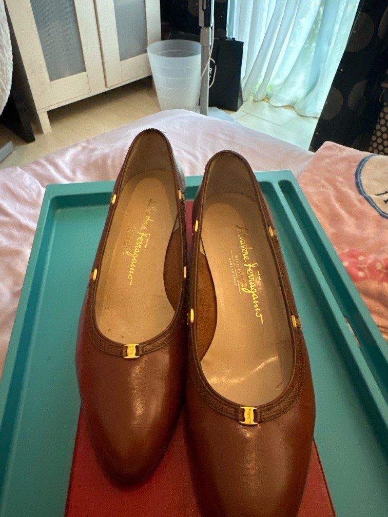 Used ferragamo shoes 2025