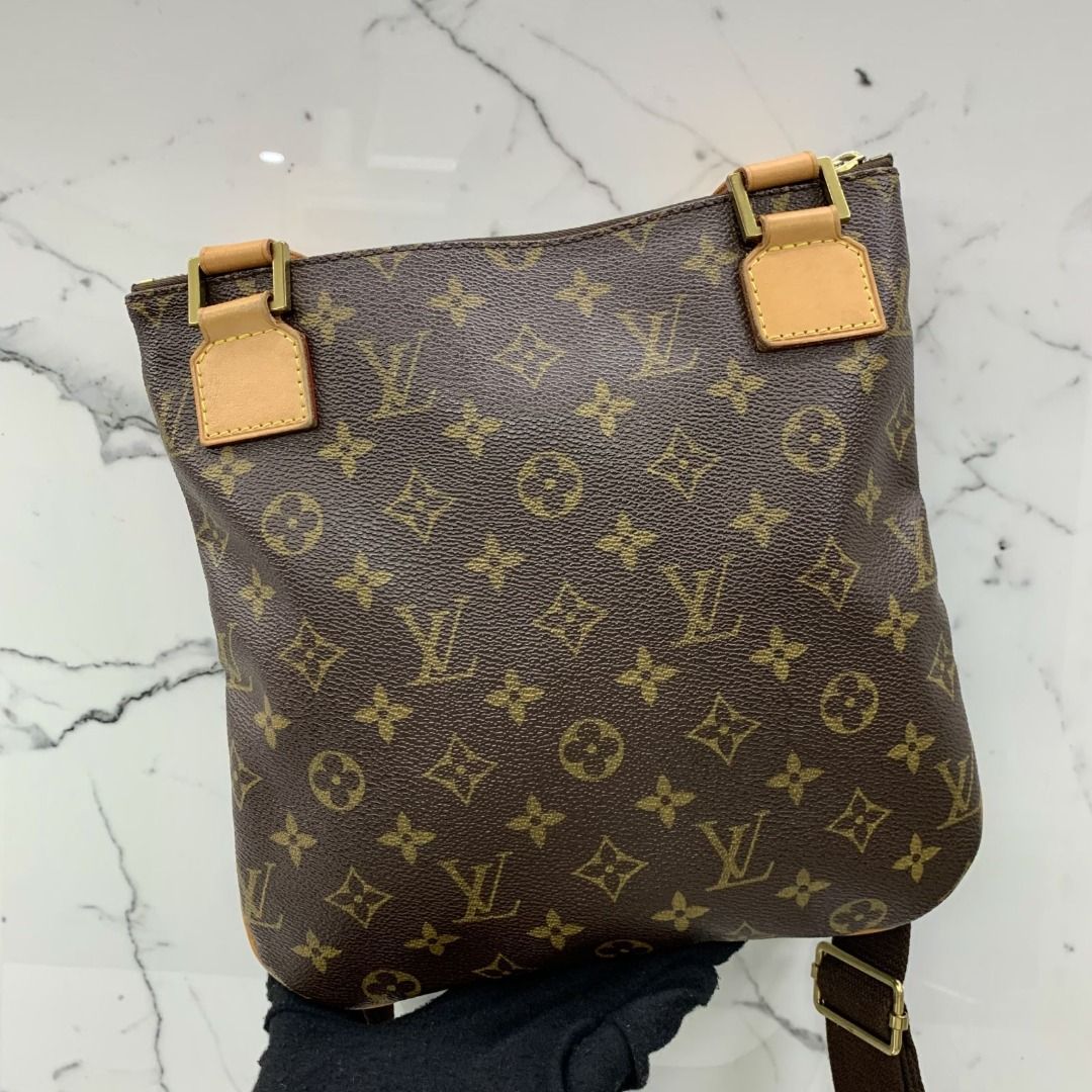 LOUIS VUITTON M40044 MONOGRAM BOSPHORE POCHETTE SHOULDER BAG 247017920 HM Luxury Bags Wallets on Carousell