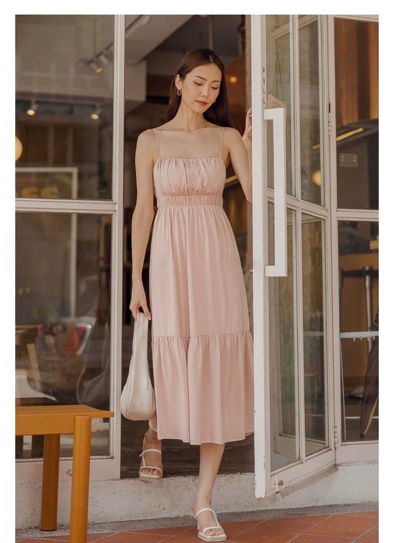 BNWT Lovet JULIET RUCHED TIE-BACK PADDED MAXI DRESS (WHITE/Pink), Women's  Fashion, Dresses & Sets, Dresses on Carousell
