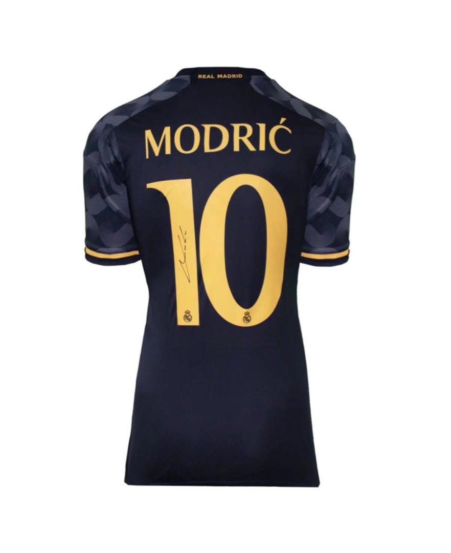 Luka Modric Back Signed Real Madrid 2023 24 Away Jersey Hobbies Toys Memorabilia Collectibles Fan Merchandise on Carousell