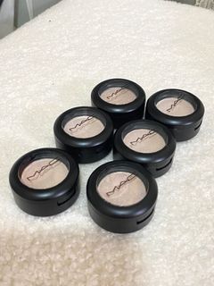 （分類：）位於 。 由 joan127 提交（商品編號 1301652101，圖片 1）。簡介： 。