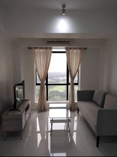Newly Renovated 1 BR with Parking For Rent in Forbeswood Heights, near Mind Museum, Burgos Circle