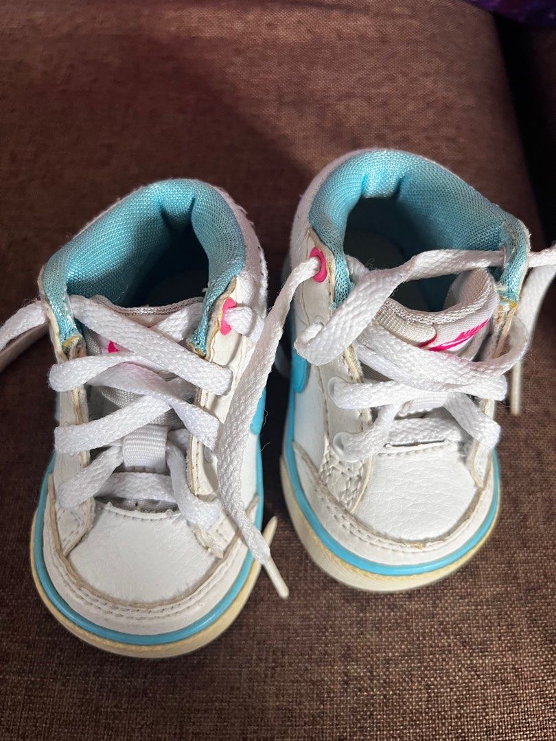 Nike rubber shoes size 2c 3 4 months
