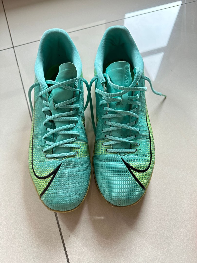 Street soccer boots store