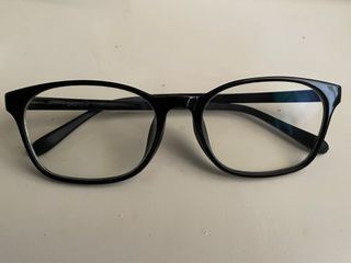 Owndays eyeglasses
