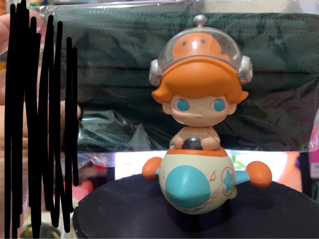Pop Mart Dimoo 太空旅行系列 飛行員飛機, 書籍、休閒與玩具, 玩具、公仔、桌遊在旋轉拍賣
