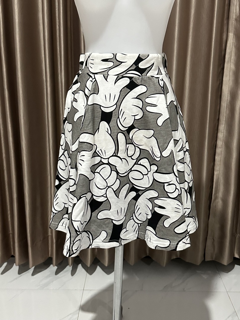 preloved rok skirt disney kolaborasi original, Fesyen Wanita, Pakaian ...