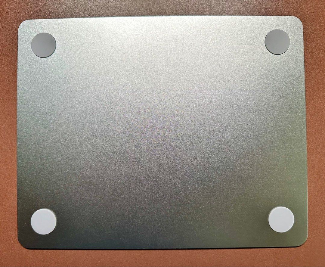 Satechi Aluminum Mouse Pad Non-Slip Rubber Lining (Space Gray) (Category: Mouse & Mousepads) located in Quezon City. Submitted by simplysortedph (Listing ID 1301555948, Image 2). Description: .