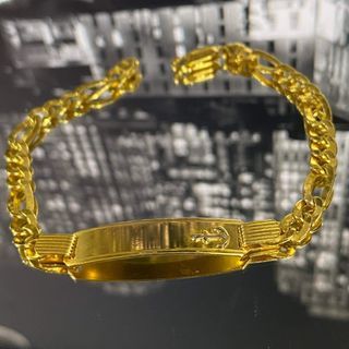 Saudi Gold Figaro bracelet 18karat size 7.5