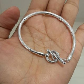 Silver O moments tbar snakechain bracelet in silver