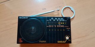 Sony ICF-S18 FM/AM 2 BAND Reciever radio