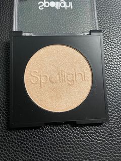 Spotlight Highlighter- Iconic