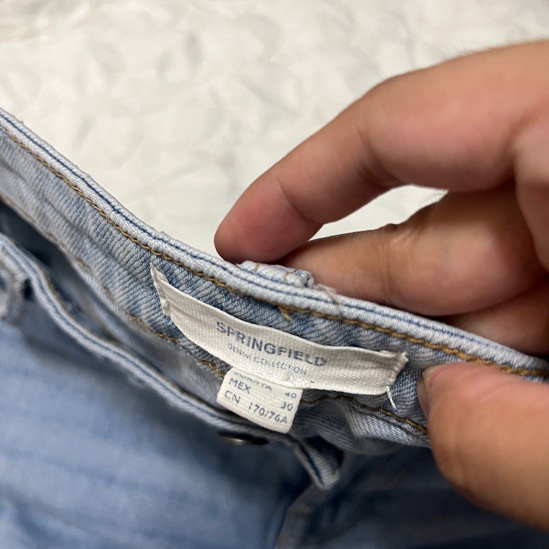 Springfield Denim Jeans (Category: Jeans) located in Taguig. Submitted by byemystuff_ (Listing ID 1301484103, Image 3). Description: Best fits small to medium.