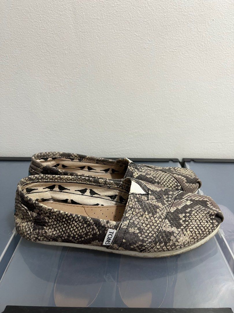 Toms snake print online