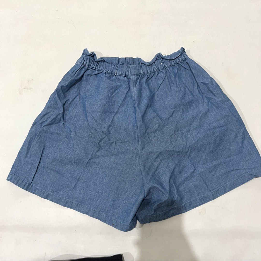 Uniqlo Celana Pendek Wanita Biru Blue Short Pants