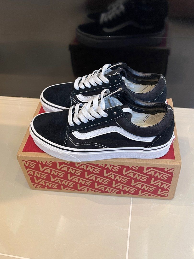 Vans old skool black white US 5.5 Women s Fashion Footwear Sneakers on Carousell