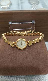 Vintage 1990s Gold-Tone Ladies' Seiko Alba Quartz Watch With Heart Pattern