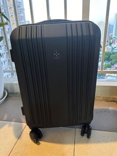 World Traveller Hard Case Luggage